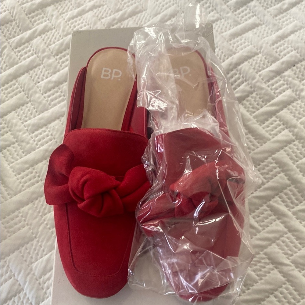 bp Red Flats with Velvet Bow